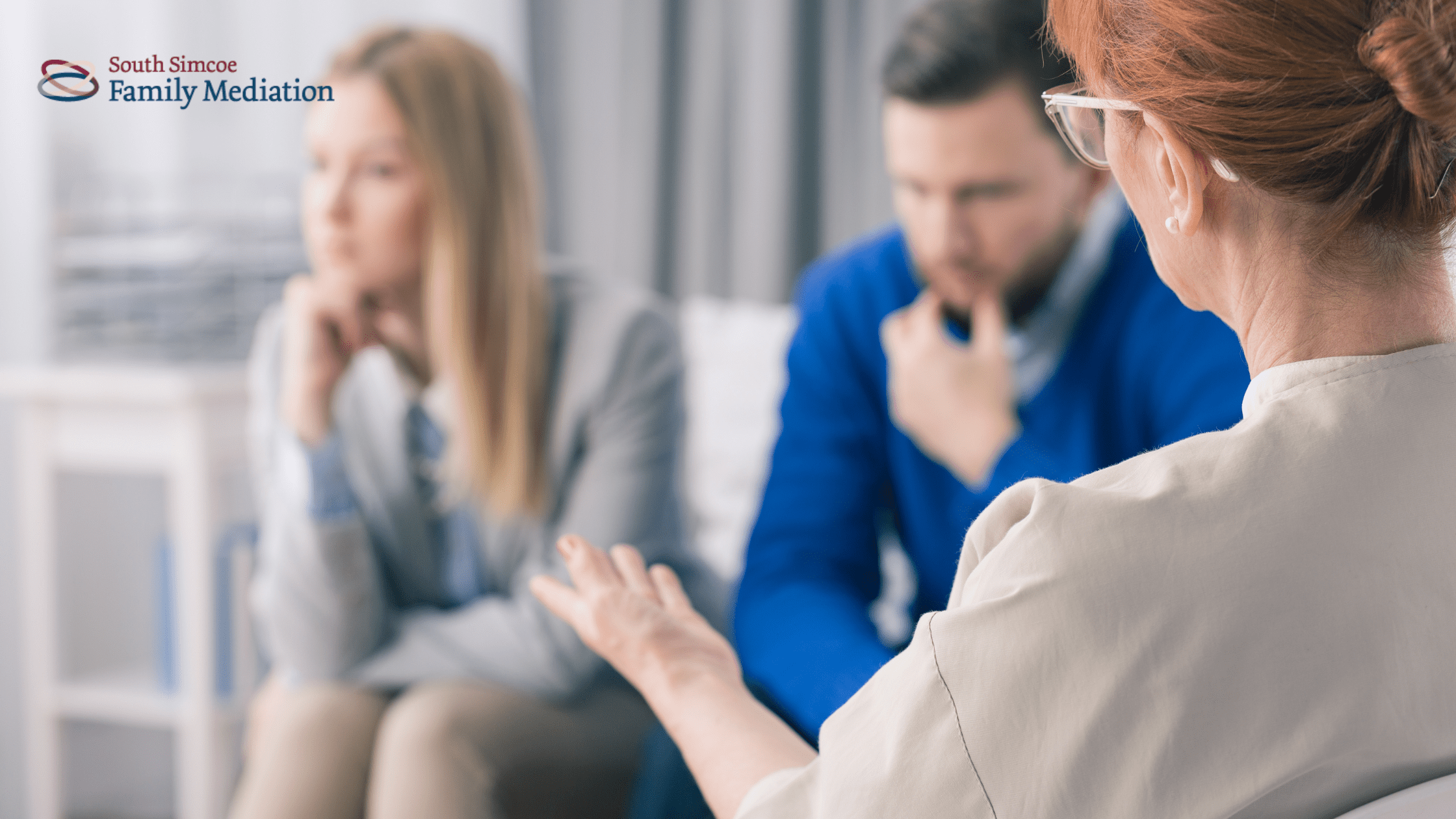 Family mediation process in action with a couple seeking alternatives to court